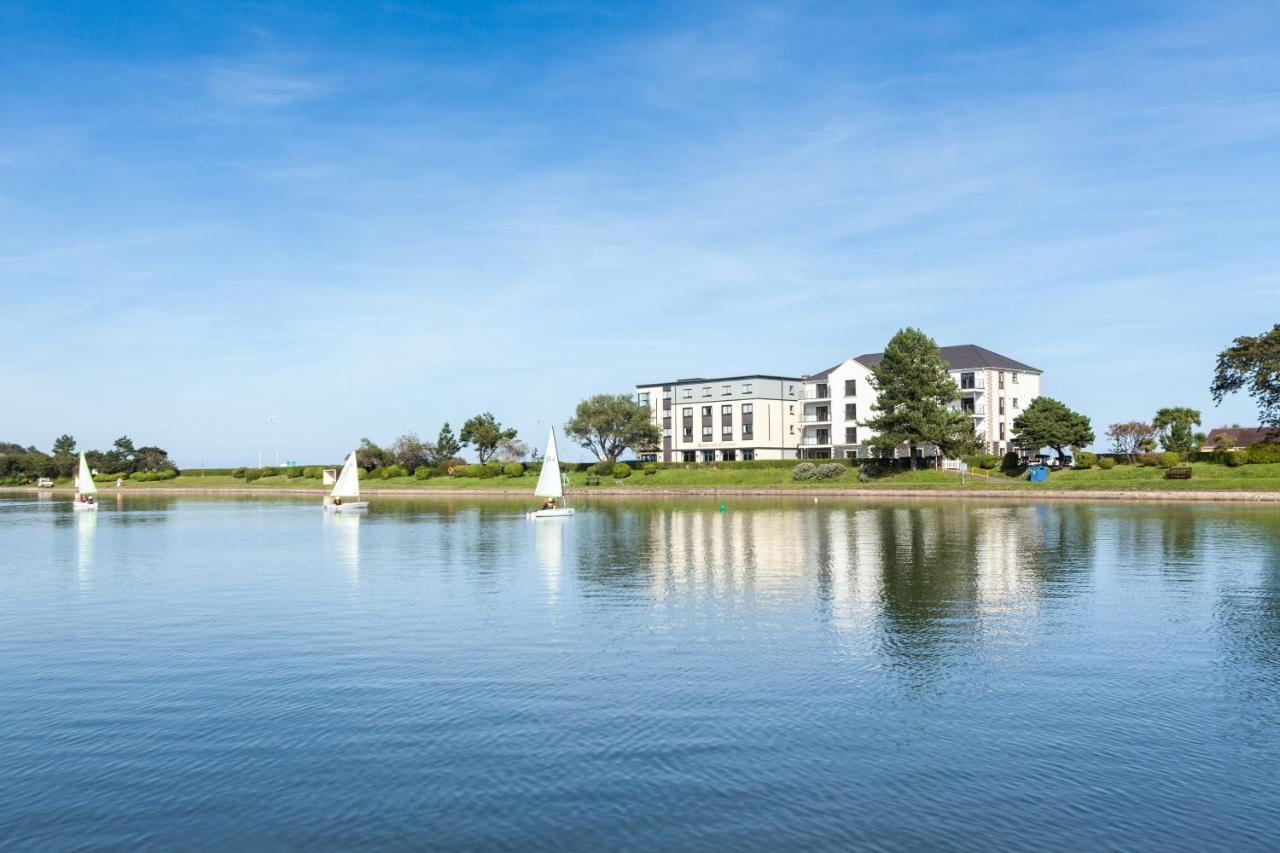 Ramsey Park Hotel Ngoại thất bức ảnh