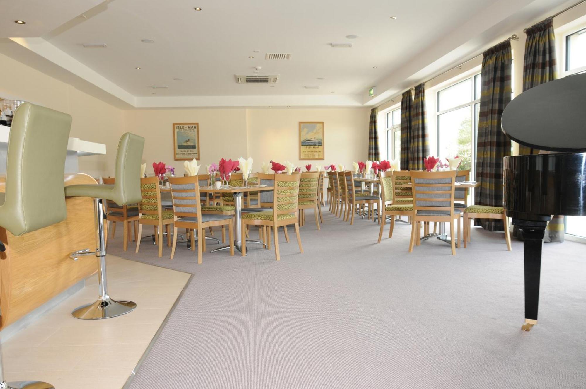 Ramsey Park Hotel Ngoại thất bức ảnh